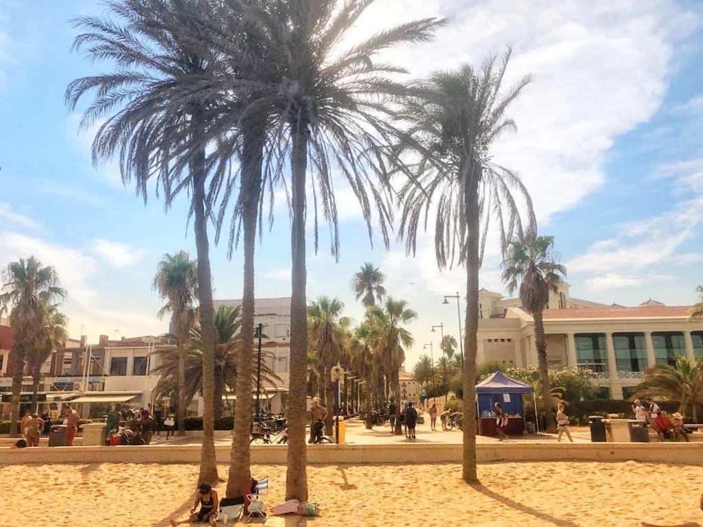 Espectacular Apartamento A 100Mt De La Playa Las Arenas Valencia Kültér fotó